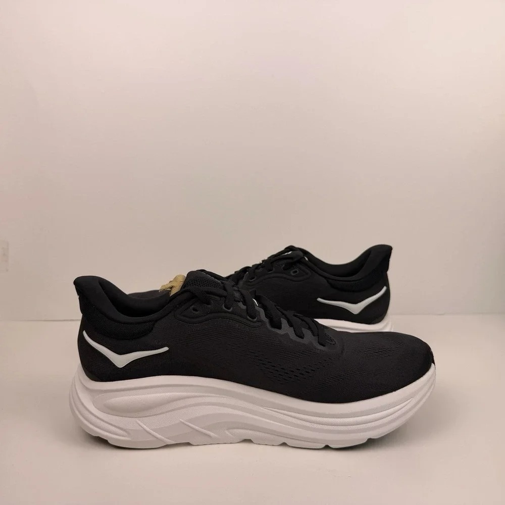 Hoka One One items sample